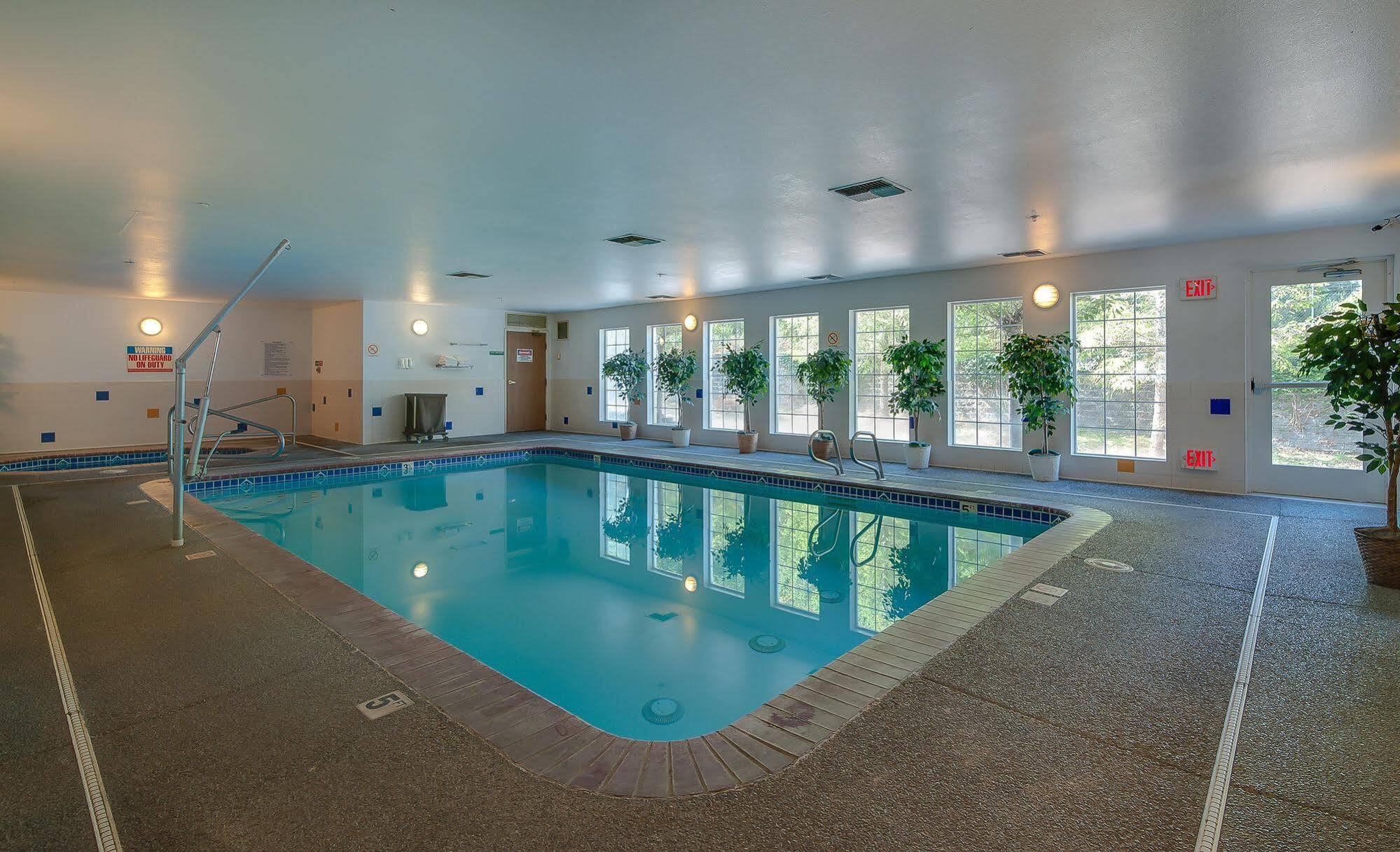Fairbridge & Hotel DuPont