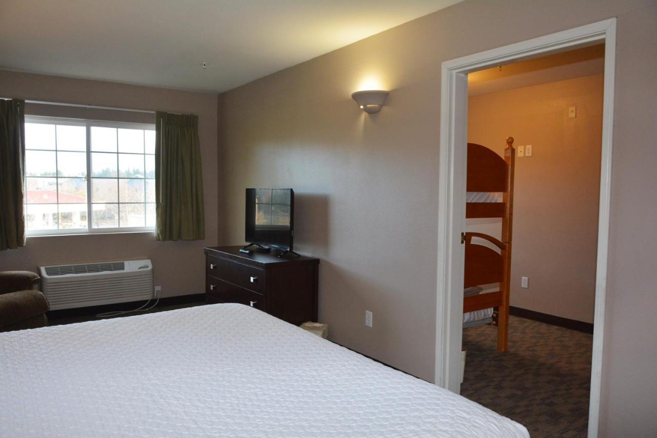 Hotel Fairbridge &